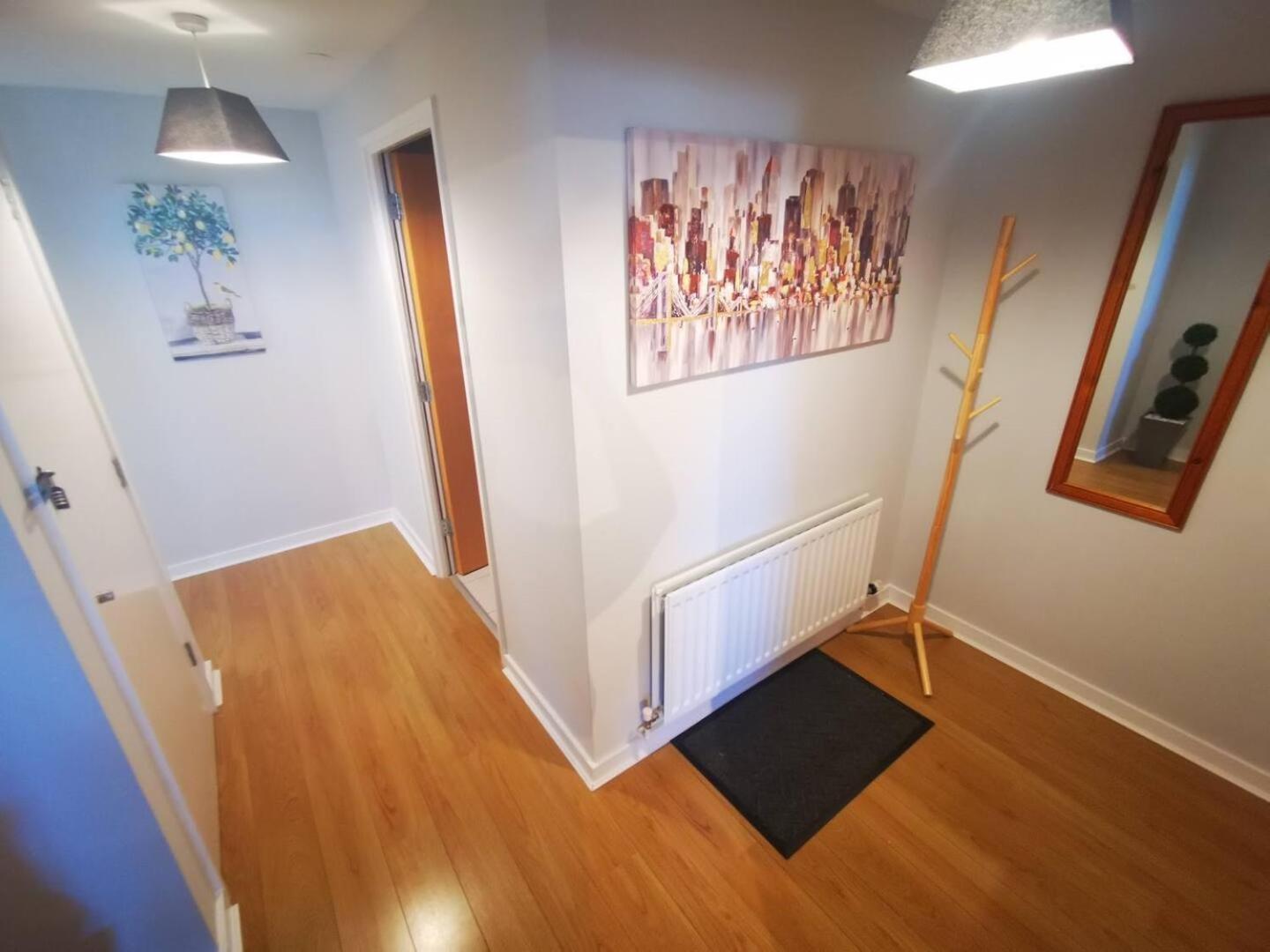 2Br Spacious City Centre Apartment Belfast Exterior foto