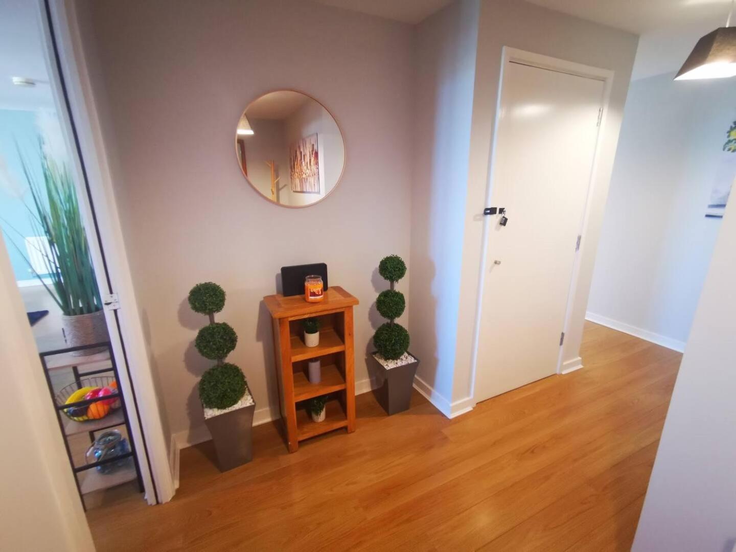 2Br Spacious City Centre Apartment Belfast Exterior foto