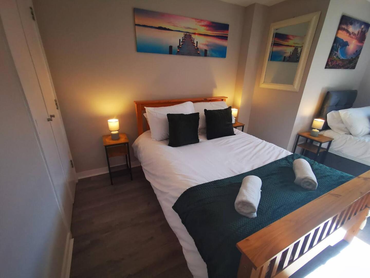 2Br Spacious City Centre Apartment Belfast Exterior foto